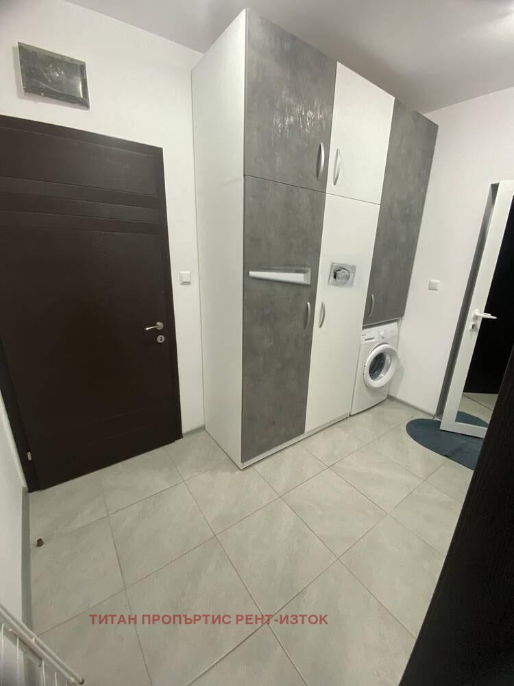 En renta  1 dormitorio Burgas , Sarafovo , 60 metros cuadrados | 63380402 - imagen [3]