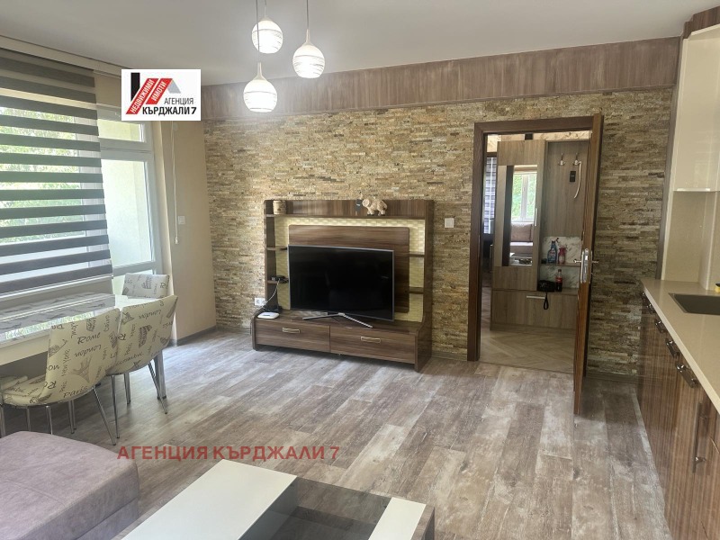 Zu vermieten  2 Schlafzimmer Kardschali , Wazroschdenzi , 100 qm | 37369576 - Bild [6]