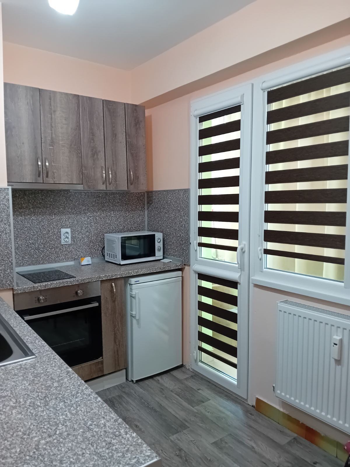 Дава под наем 2-СТАЕН, гр. Плевен, Сторгозия, снимка 4 - Апартаменти - 54047628