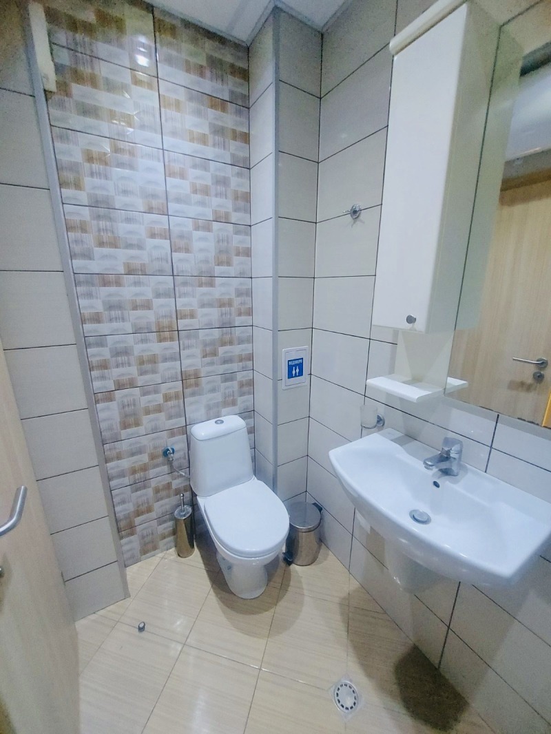 Zu vermieten  1 Schlafzimmer Plowdiw , Zentar , 99 qm | 74637758 - Bild [6]
