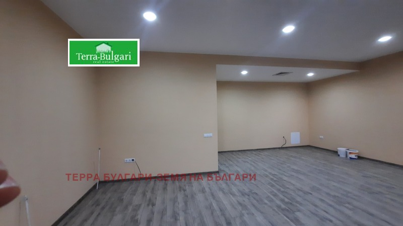 Para alugar  Escritório Pernik , Centar , 66 m² | 47071909