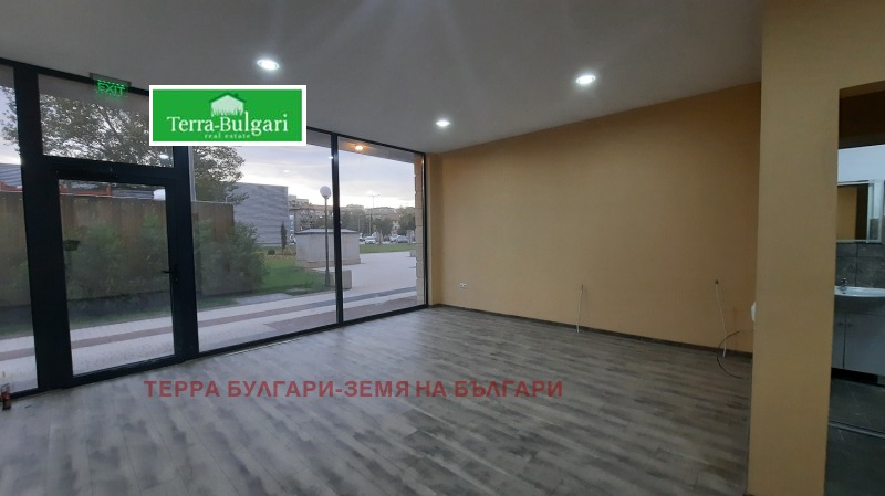 Do wynajęcia  Biuro Pernik , Centar , 66 mkw | 47071909 - obraz [3]