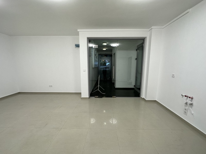 Da affittare  Negozio Veliko Tarnovo , Tsentar , 20 mq | 96759442