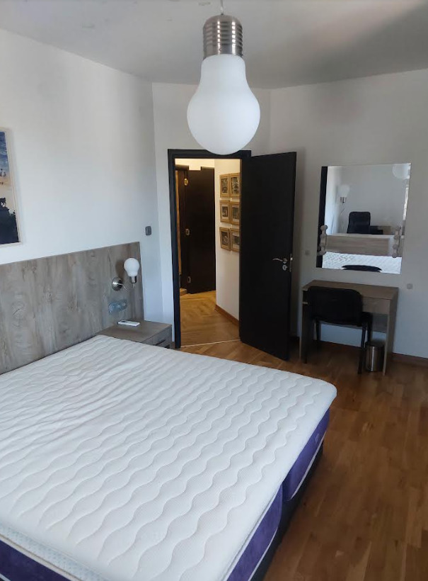 Дава под нем  3-стаен, град Пловдив, Център •  750 EUR • ID 11060124 — holmes.bg - [1] 