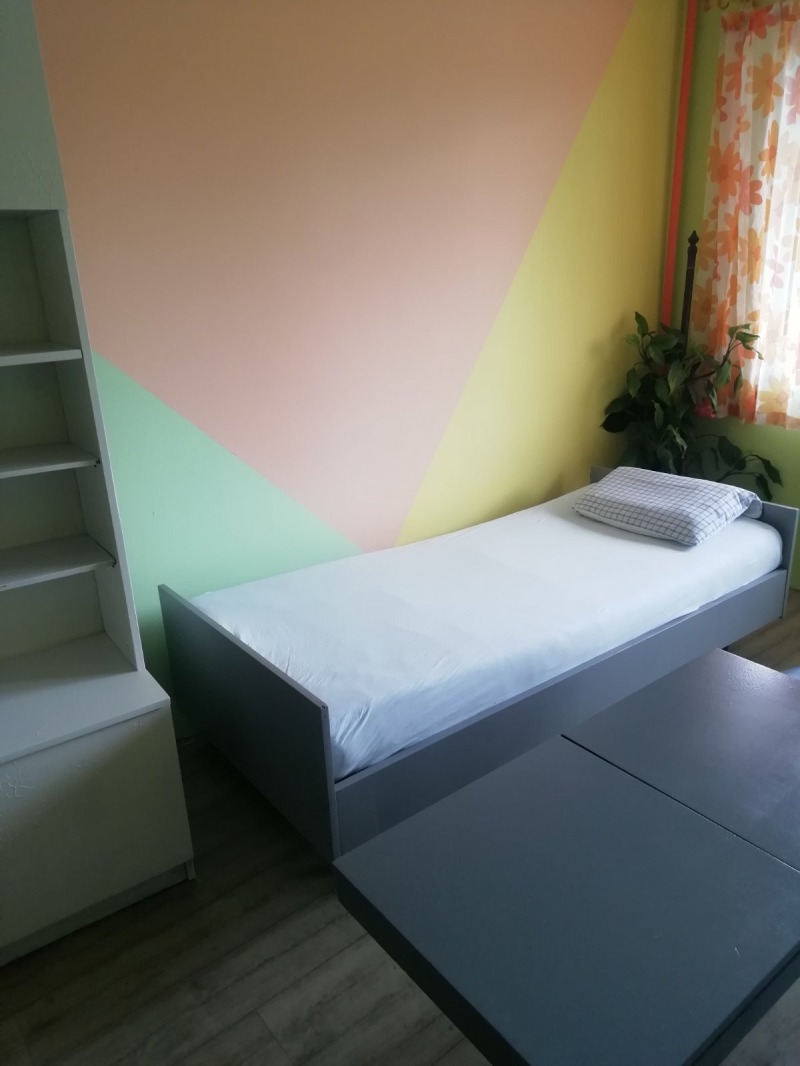Дава под нем  Стая, град София, Стрелбище •  400 лв. • ID 98064030 — holmes.bg - [1] 