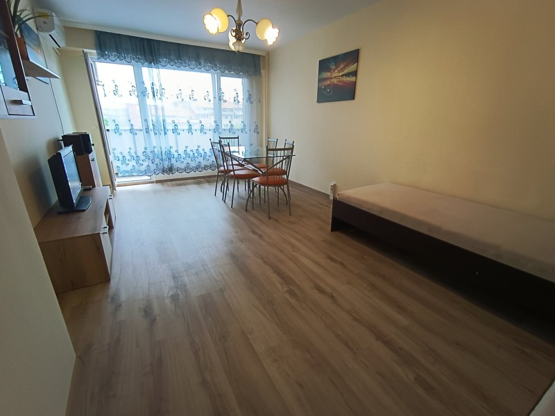 Zu vermieten  1 Schlafzimmer Burgas , Bratja Miladinowi , 62 qm | 60103998 - Bild [4]