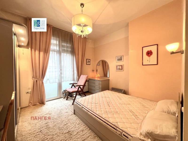 Дава под наем 2-СТАЕН, гр. София, Център, снимка 2 - Апартаменти - 52560772