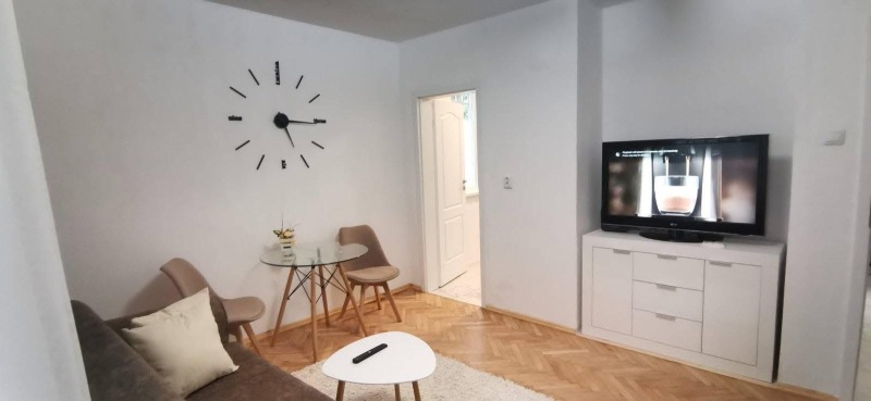Zu vermieten  1 Schlafzimmer Plowdiw , Mladeschki Halm , 60 qm | 31728562 - Bild [4]