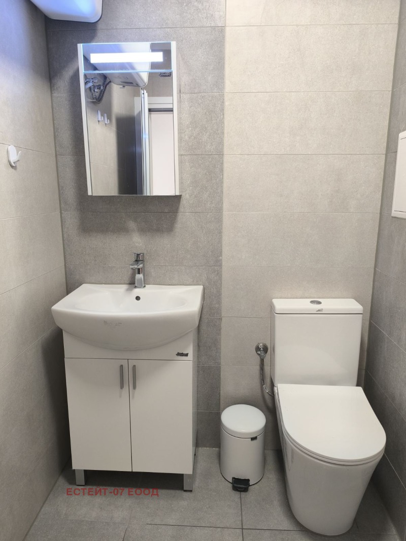 Дава под наем 2-СТАЕН, гр. Пловдив, Въстанически, снимка 4 - Апартаменти - 52533602