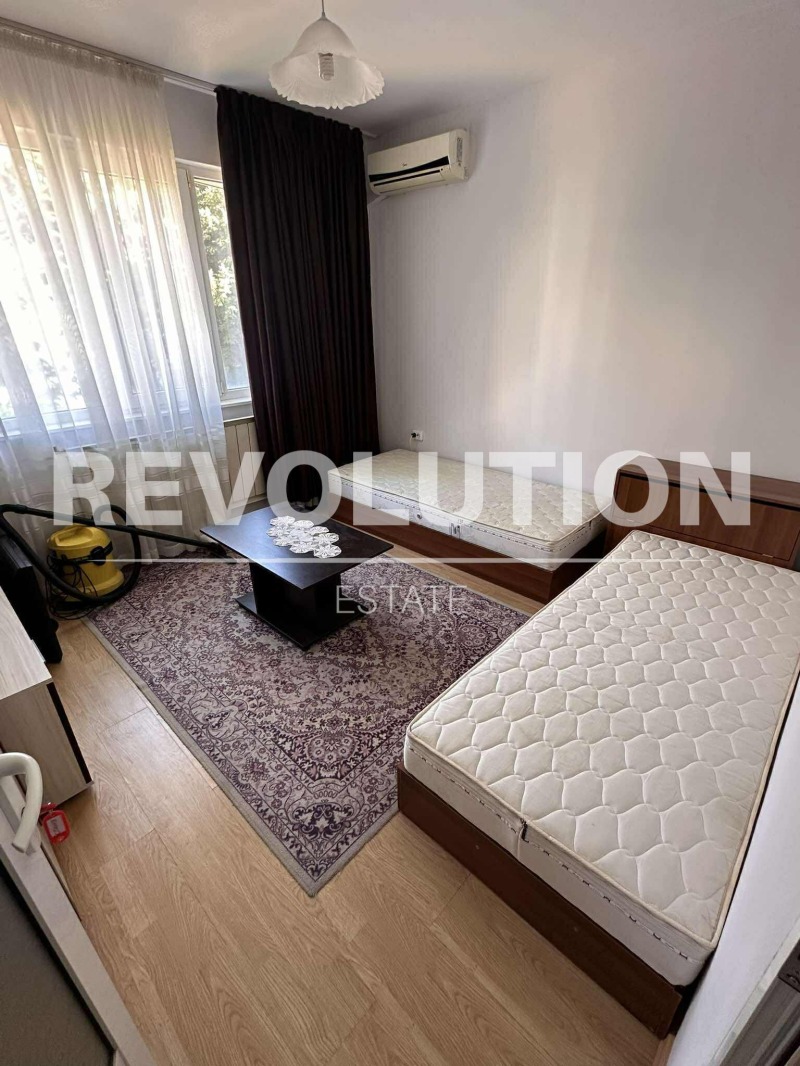 Para alugar  2 quartos Varna , Zavod Drujba , 70 m² | 49334975