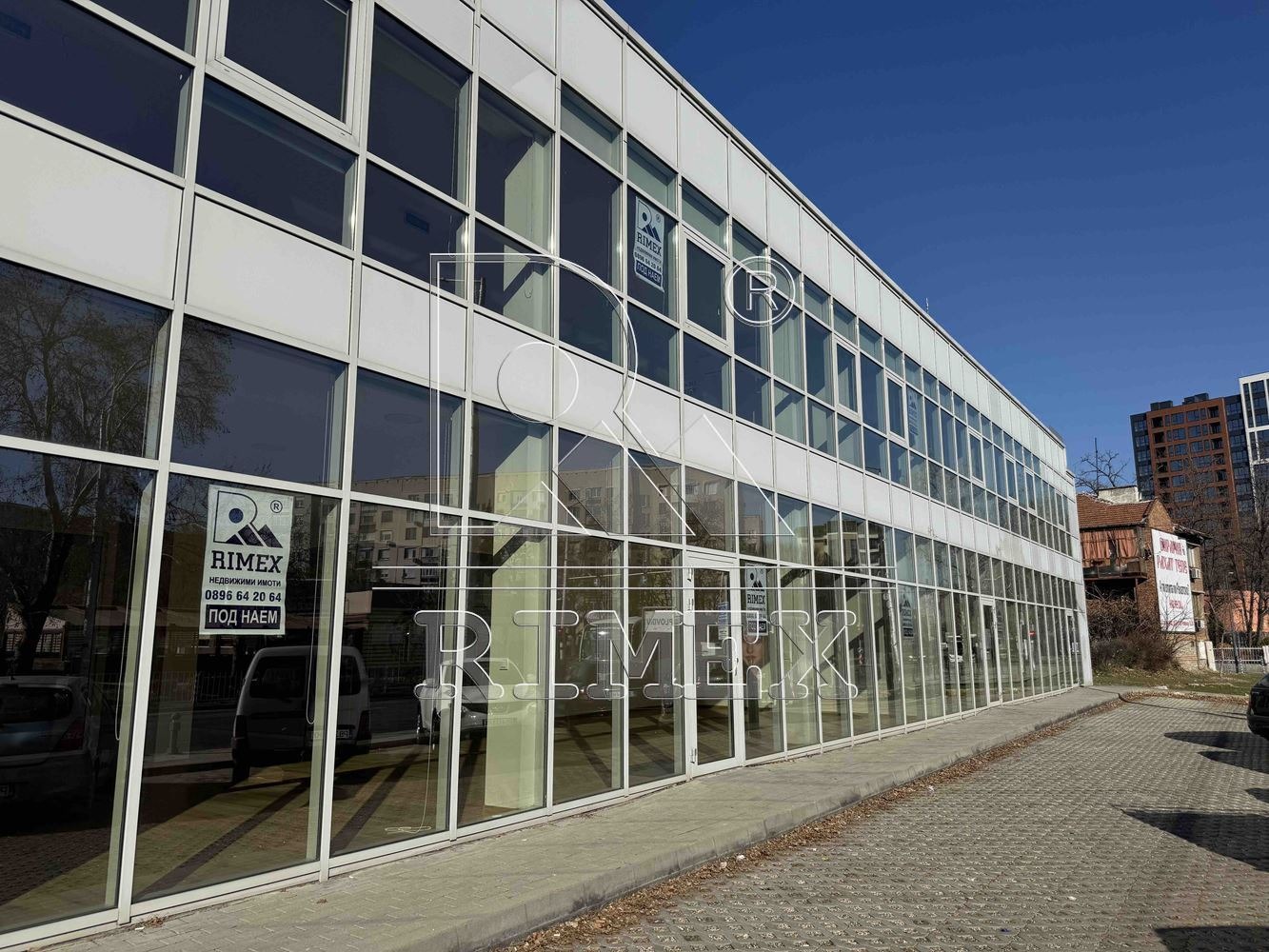 Дава под наем МАГАЗИН, гр. Пловдив, Център