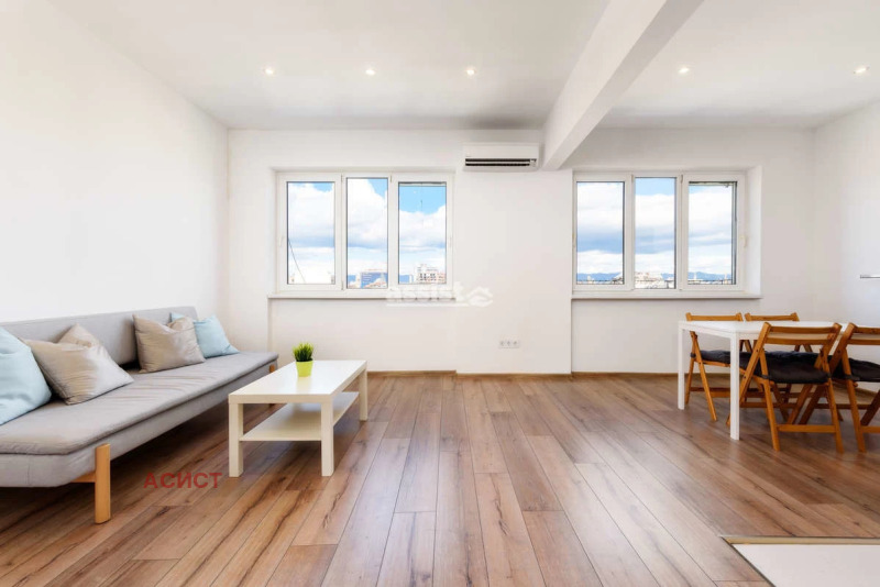 K pronájmu  1 ložnice Sofia , Centar , 70 m2 | 48582385 - obraz [6]