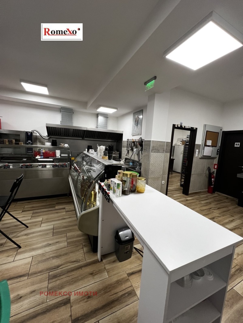 K pronájmu  Prodejna Plovdiv , Vastaničeski , 100 m2 | 77555058 - obraz [10]