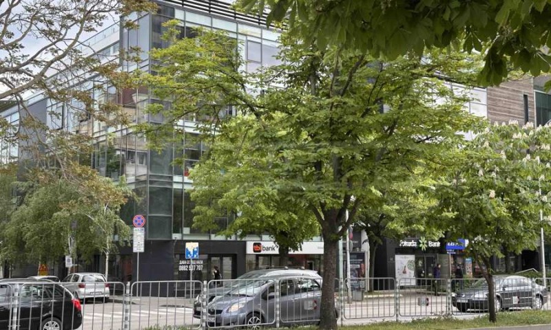 Издаје се  Паркинг простор Варна , Центар , 15 м2 | 77750707