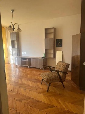 Studio Nadeschda 1, Sofia