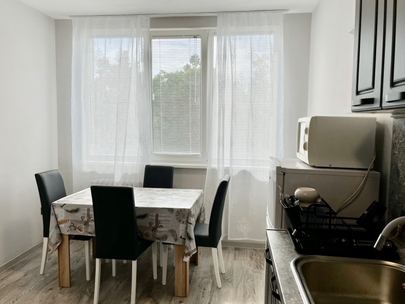 В аренду  2 спальни София , Изгрев , 90 кв.м | 24185908 - изображение [8]