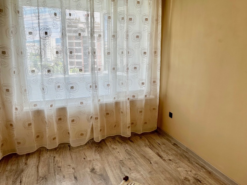 В аренду  2 спальни София , Изгрев , 90 кв.м | 24185908 - изображение [10]
