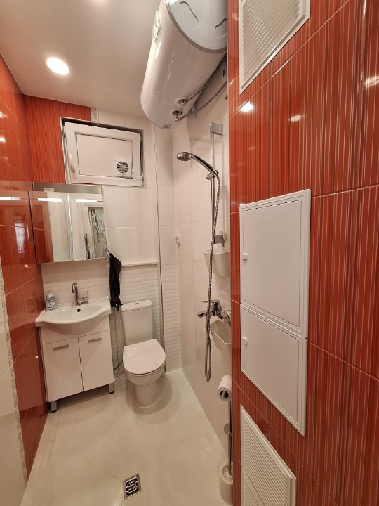 Дава под наем 3-СТАЕН, гр. София, Център, снимка 5 - Апартаменти - 53782653