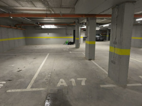 ГАРАЖ, ПАРКОМЯСТО, 13 m2