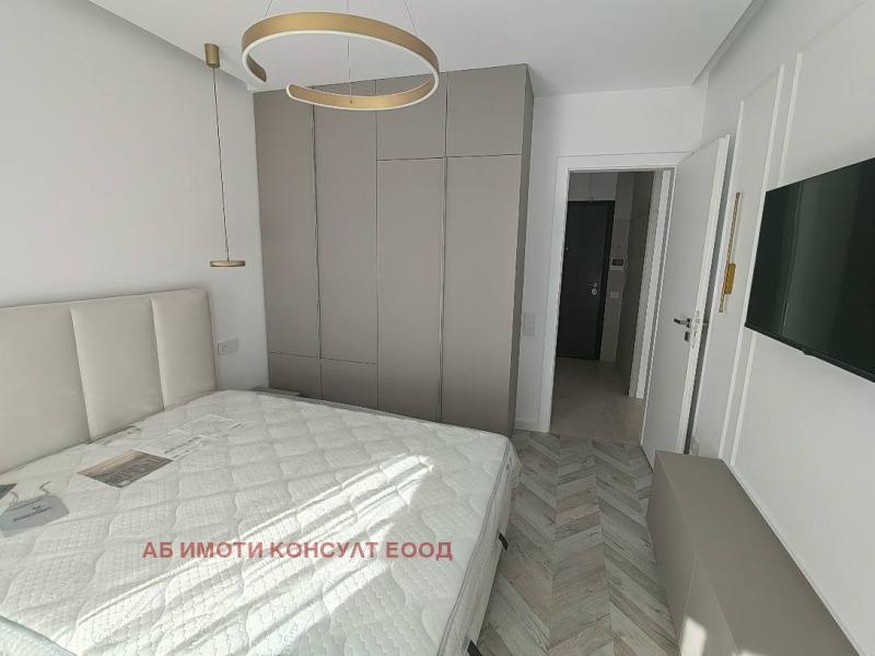 Vuokrattavana  1 makuuhuone Sofia , Poligona , 75 neliömetriä | 65923761 - kuva [8]
