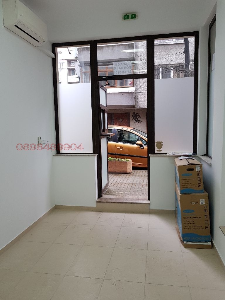 Дава под наем МАГАЗИН, гр. Варна, Централна поща, снимка 7 - Магазини - 53507307