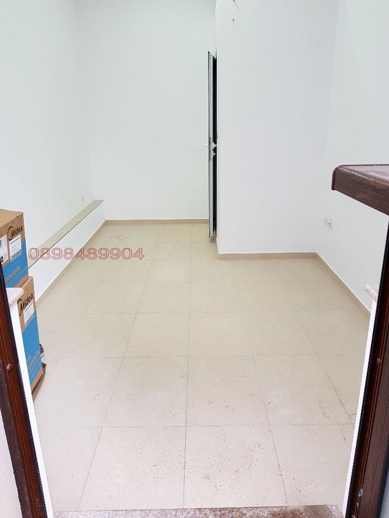 Дава под наем МАГАЗИН, гр. Варна, Централна поща, снимка 5 - Магазини - 53507307