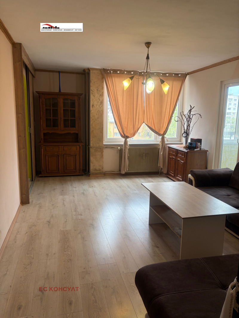 Дава под Наем 3-СТАЕН в град София, Зона Б-18 - 100 кв.м / 800 € » 1 564.66 лв., ЕС КОНСУЛТ