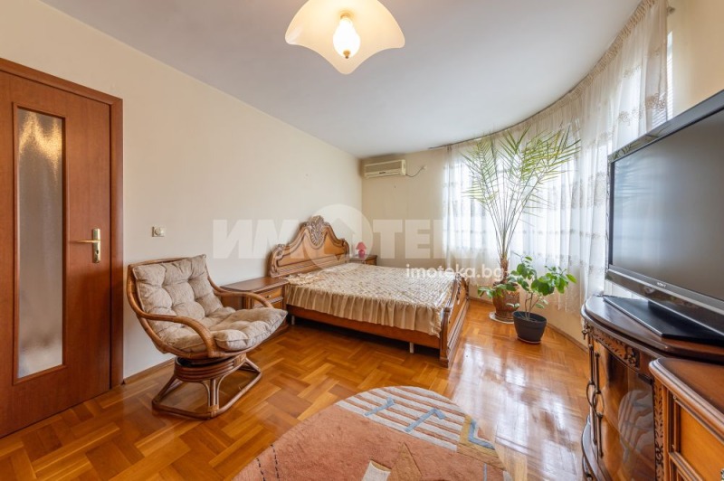 Para alugar  2 quartos Varna , Centar , 120 m² | 25185938 - imagem [2]