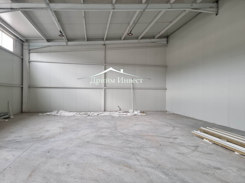 Zu vermieten  Lagerung Plowdiw , Industrialna zona - Iztok , 600 qm | 88768635 - Bild [3]