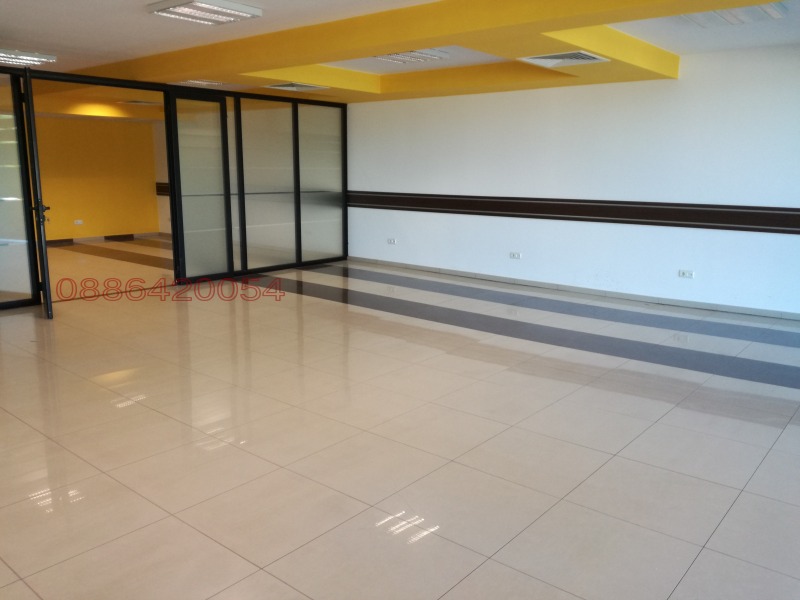 Da affittare  Ufficio Varna , m-t Pchelina , 107 mq | 23062888 - Immagine [3]