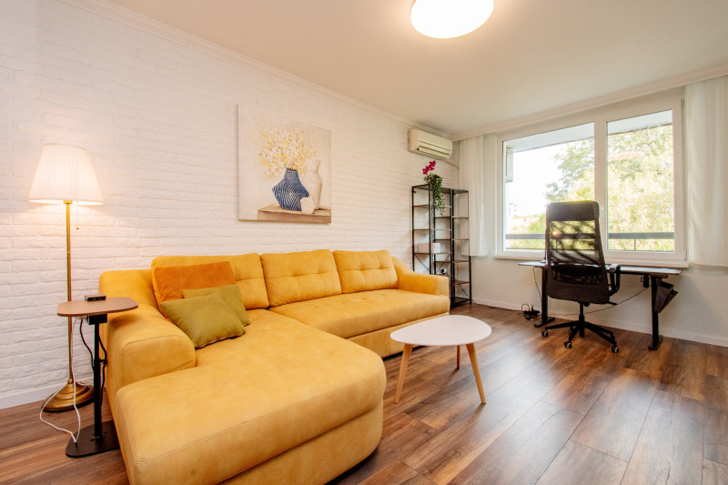 Te huur  Studio Sofia , Ivan Vazov , 50 m² | 30384122