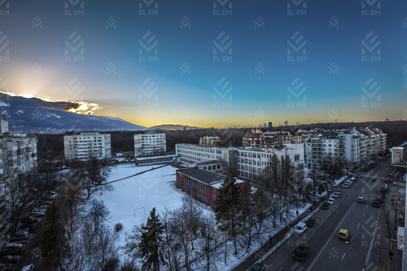 Дава под наем 3-СТАЕН, гр. София, Изгрев, снимка 9 - Апартаменти - 52281710