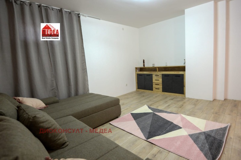 Дава под наем КЪЩА, гр. София, Обеля, снимка 2 - Къщи - 53103842