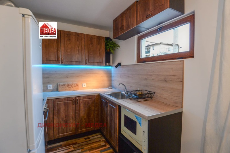 Дава под наем КЪЩА, гр. София, Обеля, снимка 3 - Къщи - 53103842