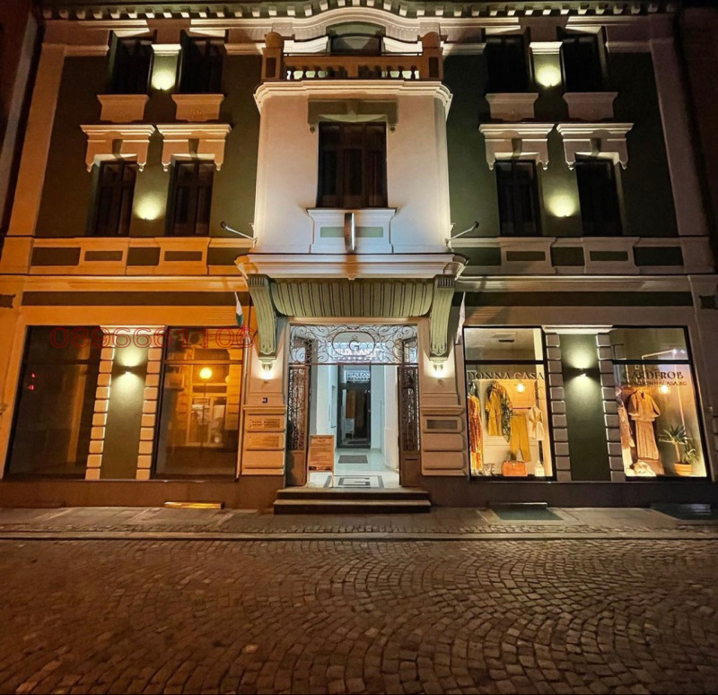 Дава под наем МАГАЗИН, гр. Пловдив, Център