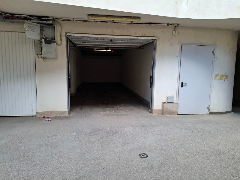 Vuokrattavana  Autotalli Sofia , Mladost 4 , 30 neliömetriä | 88239139 - kuva [4]