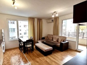 1 bedroom Lazur, Burgas 2