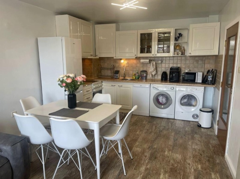 A louer  1 chambre Sofia , Tsentar , 60 m² | 97957839