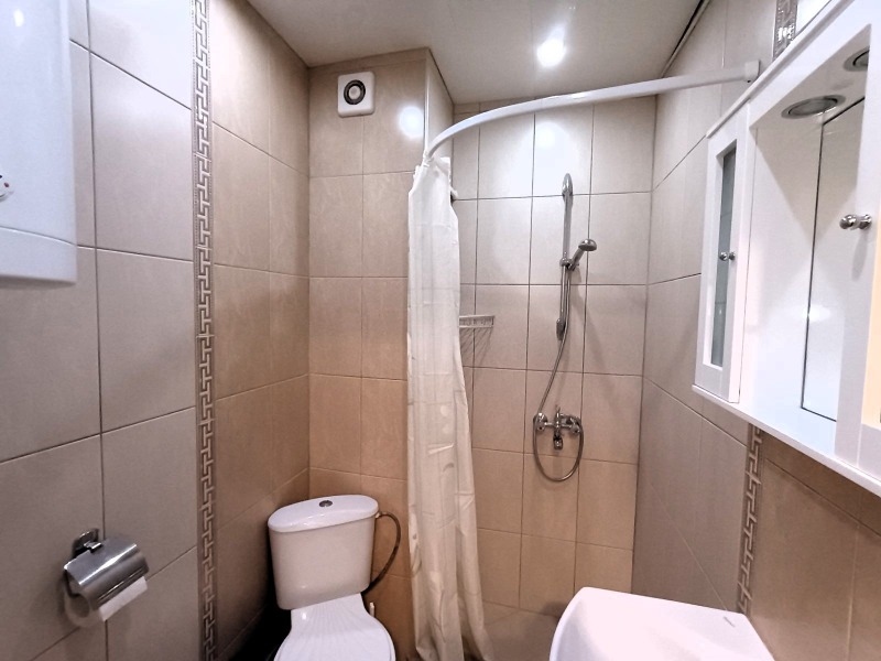 Дава под наем 2-СТАЕН, гр. Добрич, Център, снимка 6 - Апартаменти - 53042936