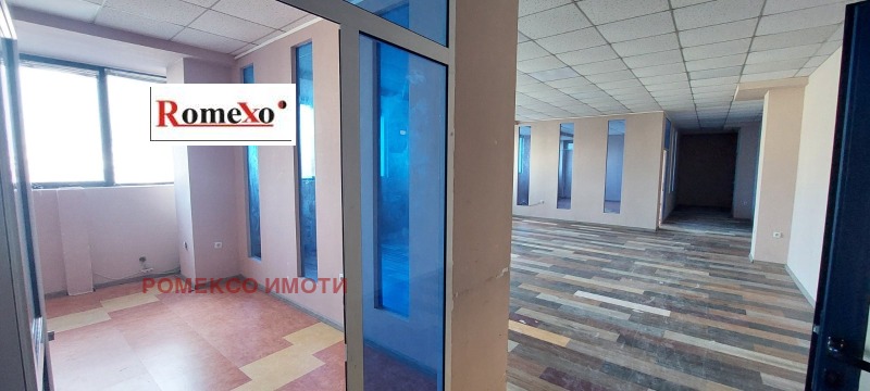 Дава под Наем ОФИС в град Пловдив, Брезовско шосе - 180 кв.м / 900 € » 1 760.25 лв., РОМЕКСО ИМОТИ