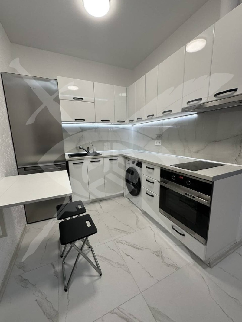 Para alugar  Estúdio Varna , m-t Alen mak , 36 m² | 21040367