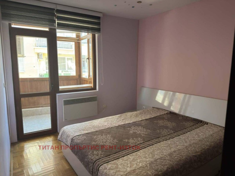 Дава под наем 2-СТАЕН, гр. Бургас, Център, снимка 3 - Апартаменти - 53073716