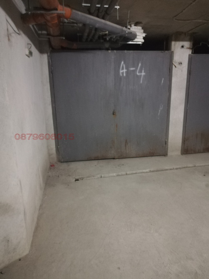 Дава под наем ГАРАЖ, ПАРКОМЯСТО, гр. София, Люлин 8, снимка 3 - Гаражи и паркоместа - 53522004