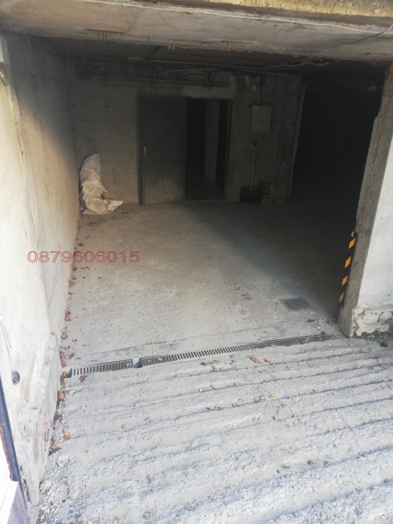 Дава под наем ГАРАЖ, ПАРКОМЯСТО, гр. София, Люлин 8, снимка 6 - Гаражи и паркоместа - 53522004