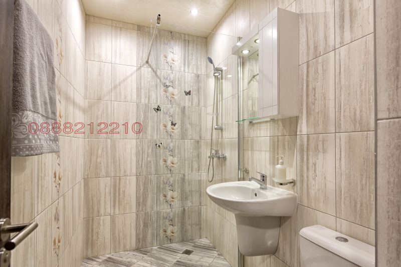 Zu vermieten  1 Schlafzimmer Warna , Lewski 1 , 65 qm | 42340983 - Bild [7]
