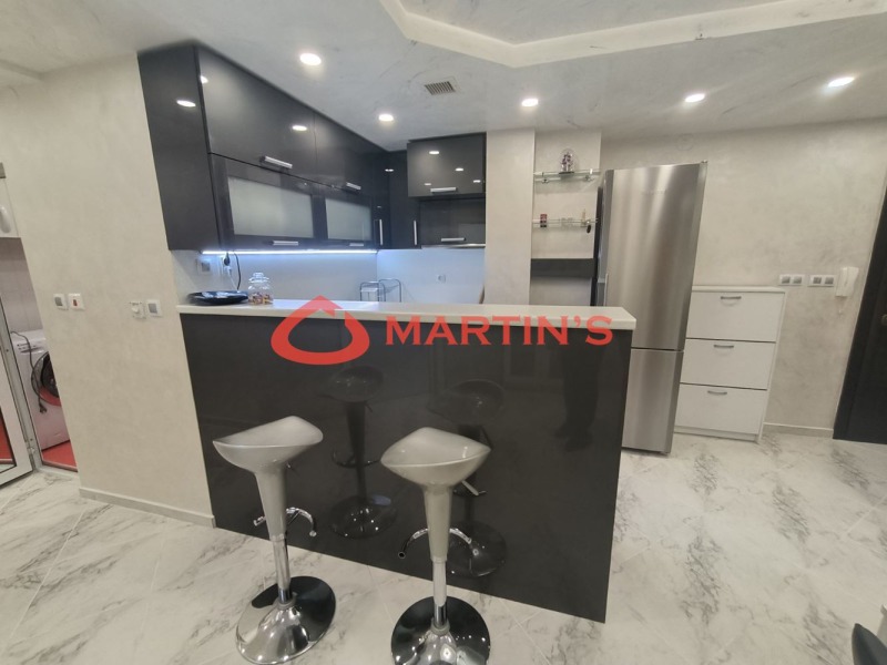 Дава под наем 3-СТАЕН, гр. София, Център, снимка 2 - Апартаменти - 52440898