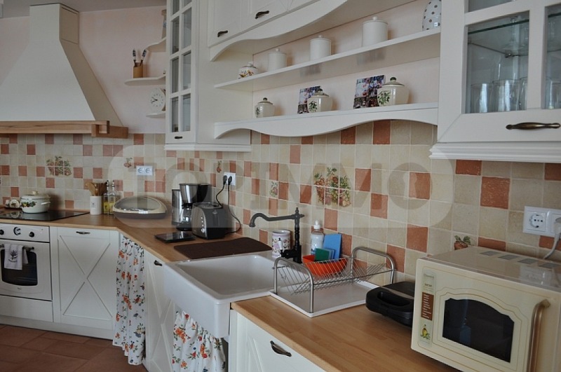 Дава под наем ВИЛА, к.к. Албена, област Добрич, снимка 3 - Вили - 53534974