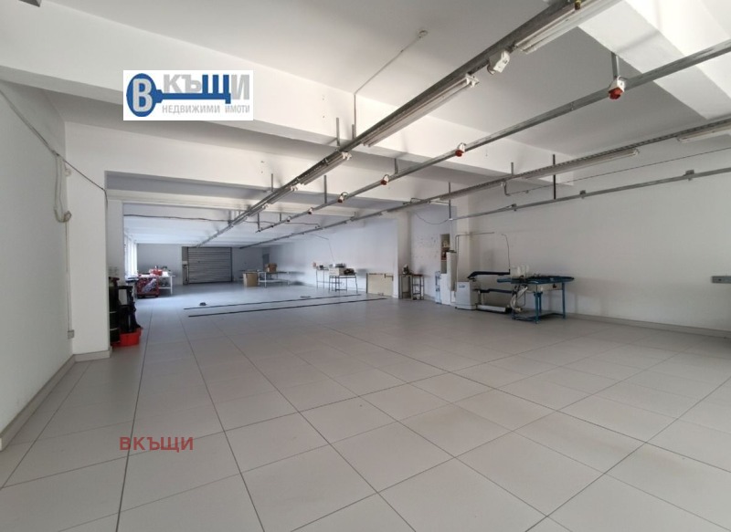 Дава под наем СКЛАД, гр. Горна Оряховица, област Велико Търново, снимка 6 - Складове - 52813383