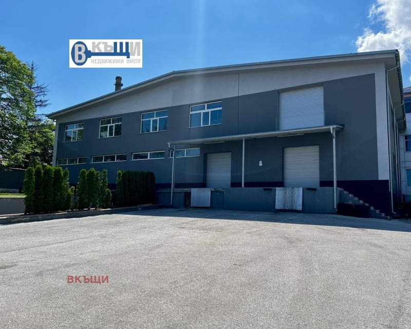 Дава под наем СКЛАД, гр. Горна Оряховица, област Велико Търново, снимка 14 - Складове - 52813383