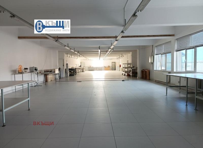 Дава под наем СКЛАД, гр. Горна Оряховица, област Велико Търново, снимка 5 - Складове - 52813383